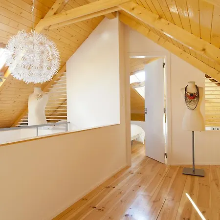 Апартаменты Bairrus - Graca